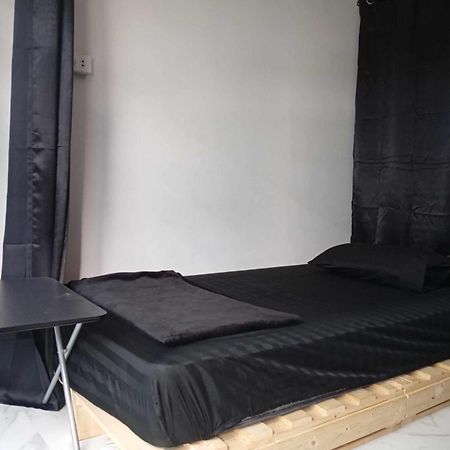 Lita Guesthouse Chiang Mai Dış mekan fotoğraf