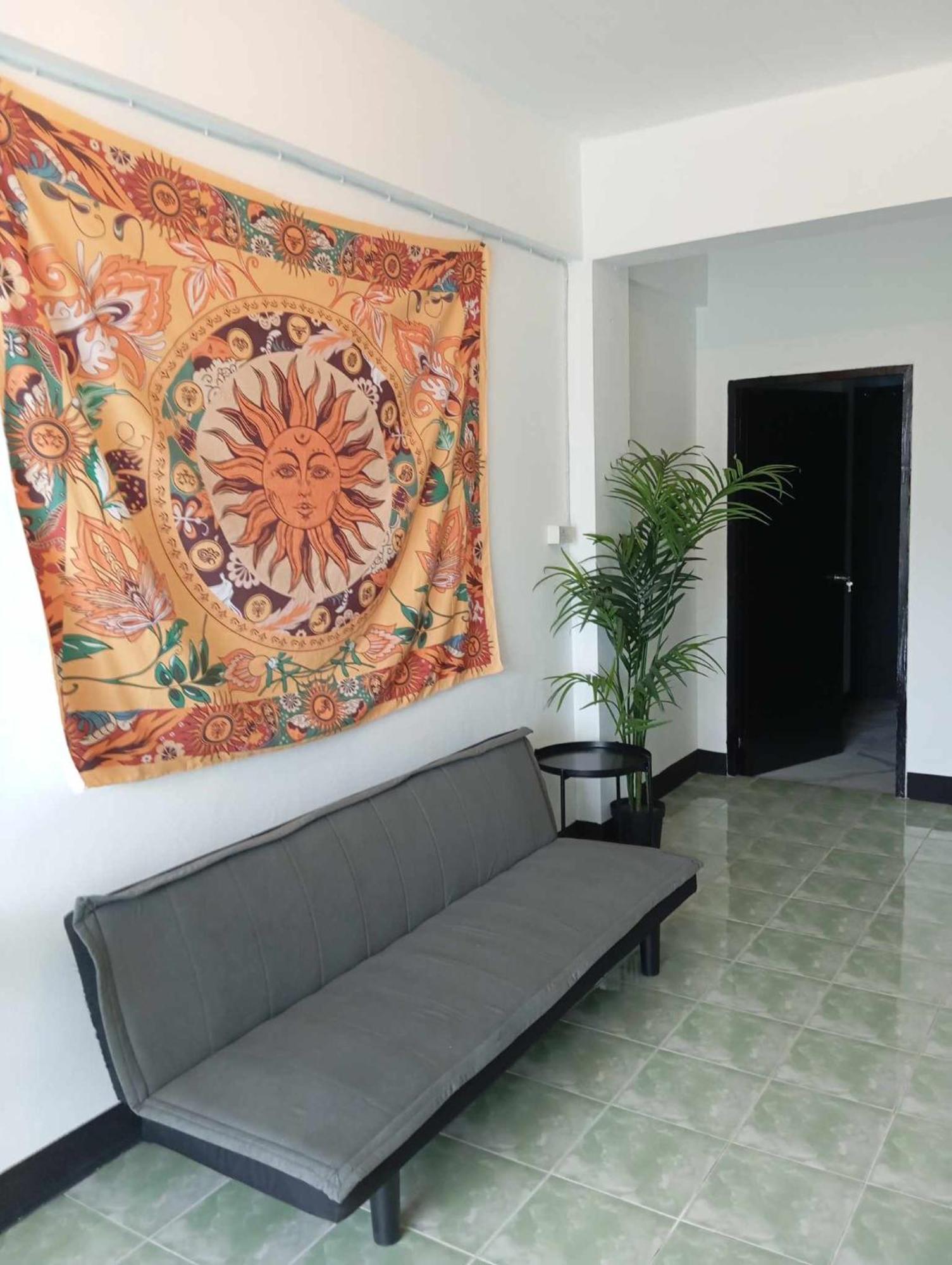 Lita Guesthouse Chiang Mai Dış mekan fotoğraf